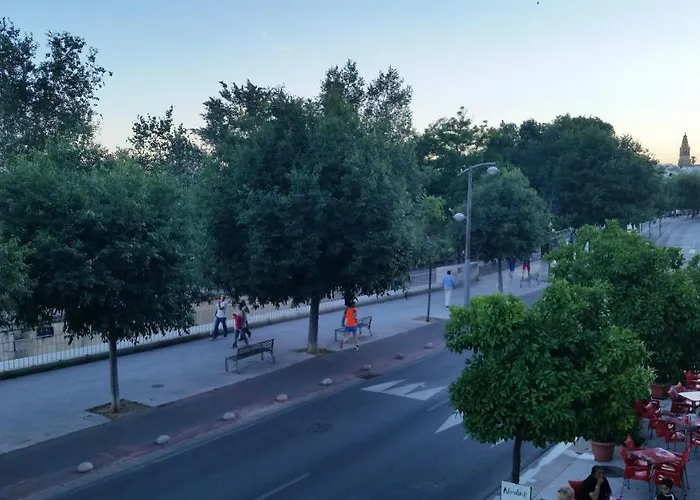 Paseo De La Ribera 32